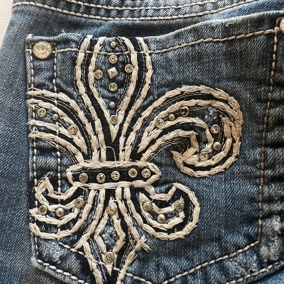 Y2K Miss Me Jean Women Blue Signature Boot Pockets Embellished Bling Size 28x31🔥 - Picture 14 of 16